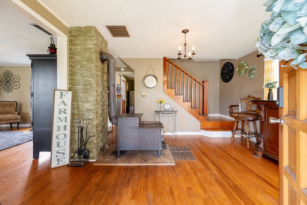 483 Store Hill Rd.