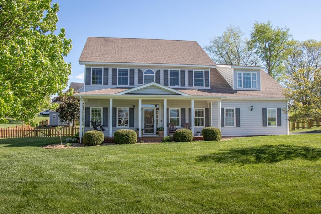 Photo of 104 Holly Ridge Road, Glade Spring, VA 37620 (MLS # 109768)
