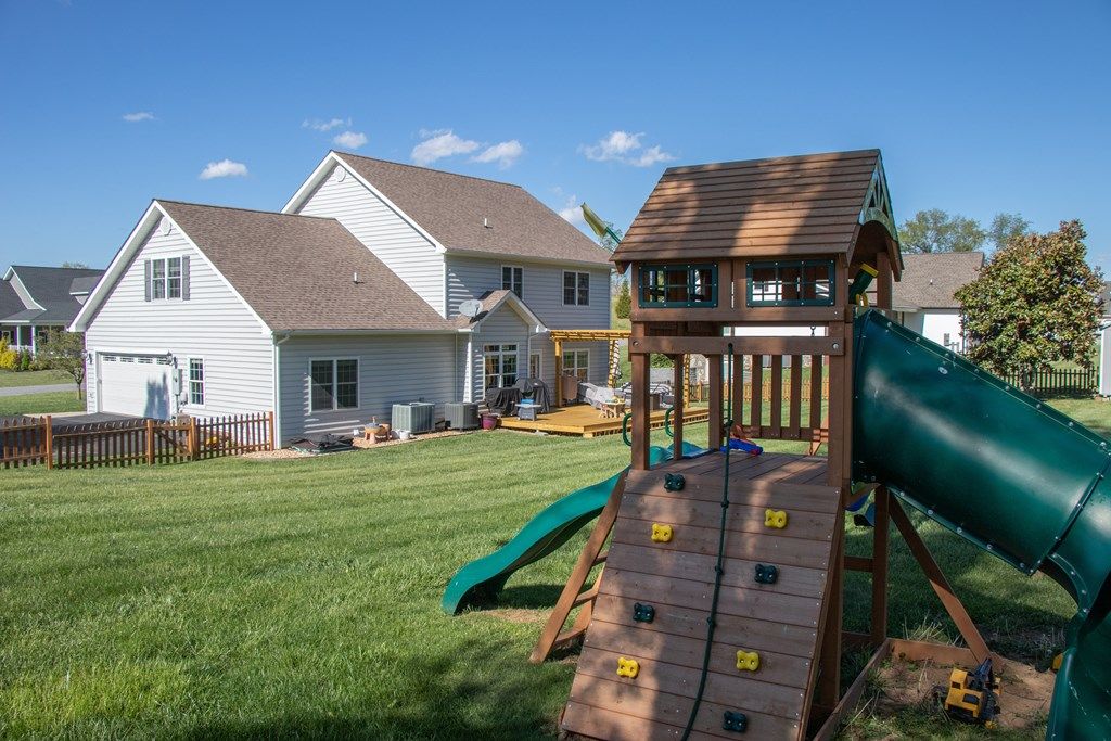 Photo of 104 Holly Ridge Road, Glade Spring, VA 37620 (MLS # 109768)