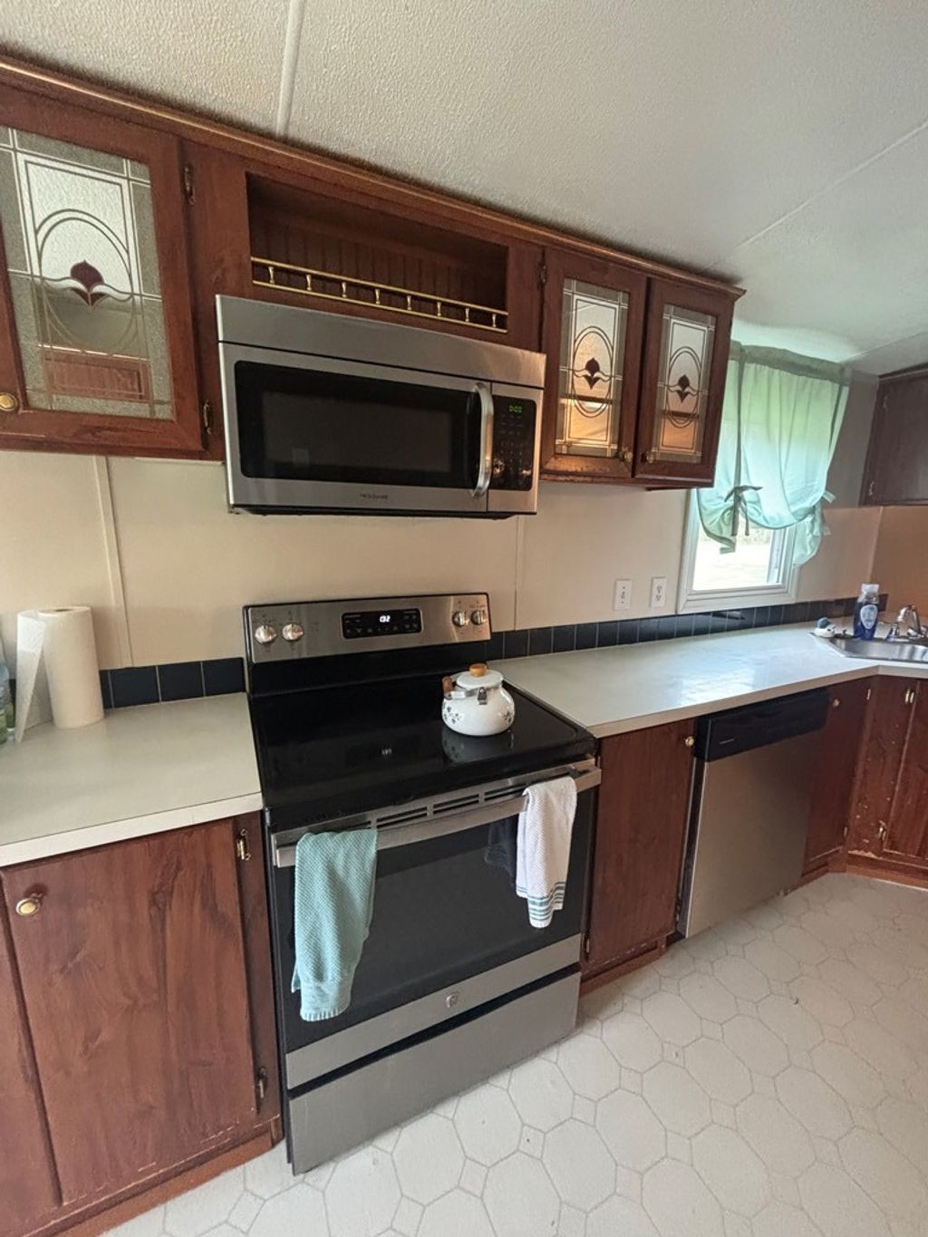 Photo of 1712 Bandy Road, Cedar Bluff, VA 24609 (MLS # 109395)