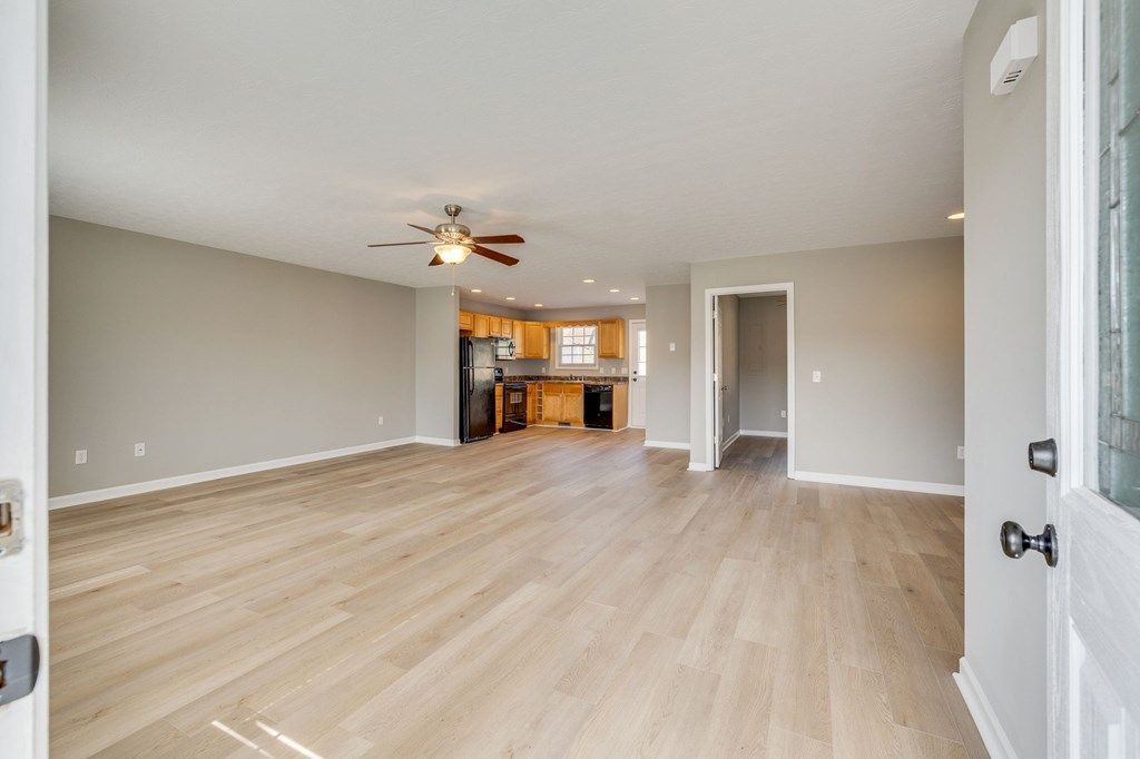 Photo of 14245 Lariat Loop, Abingdon, VA 24210 (MLS # 104256)