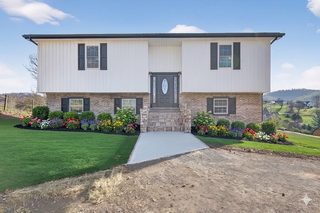 Photo of 254 McFarlane Lane, Rosedale, VA 24280 (MLS # 109463)