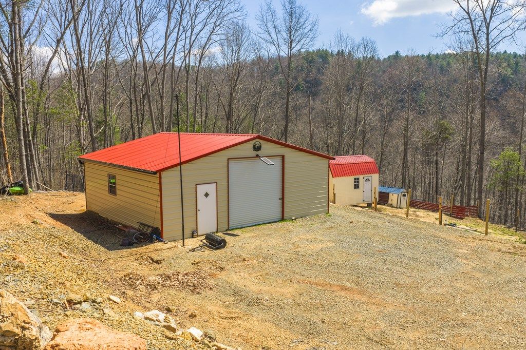 Photo of 1670 Brick Haven Ln, Hillsville, VA 24343 (MLS # 109548)