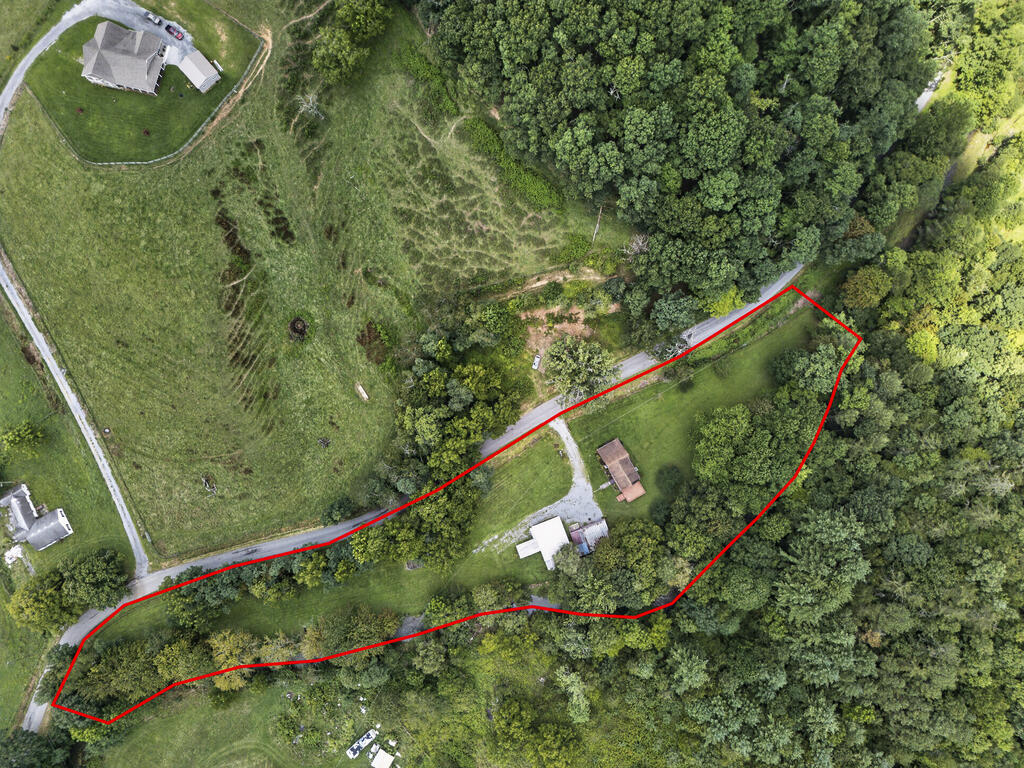Photo of 901 Bear Creek, Atkins, VA 24311 (MLS # 111534)