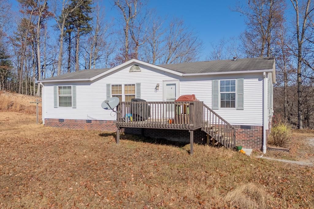 Photo of 589 Wildlife Dr, Wytheville, VA 24382 (MLS # 104110)