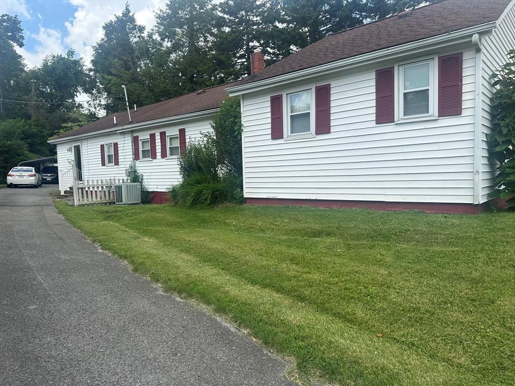 Photo of 22 Arch Barrett Dr, Rosedale, VA 24280 (MLS # 110797)
