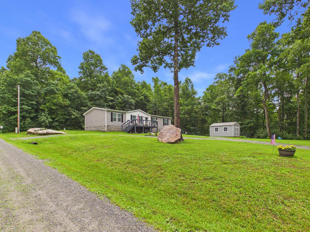 Photo of 400 Ridge Oak DR SE DR, Copper Hill, VA 24079 (MLS # 111776)