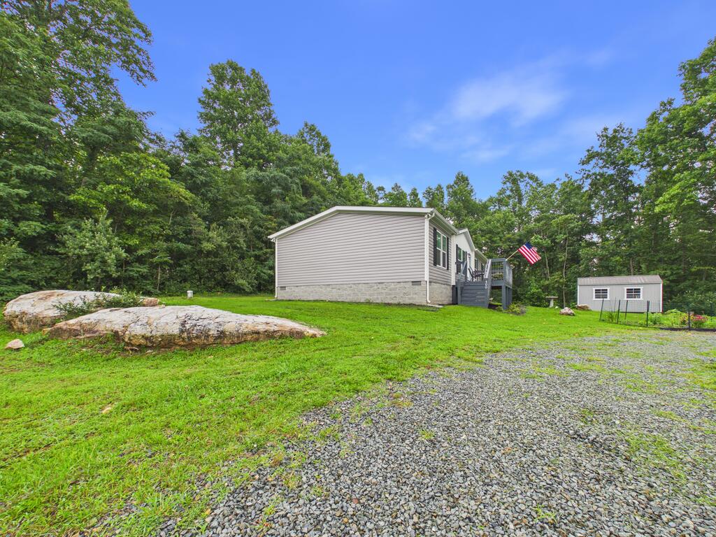 Photo of 400 Ridge Oak DR SE DR, Copper Hill, VA 24079 (MLS # 111776)