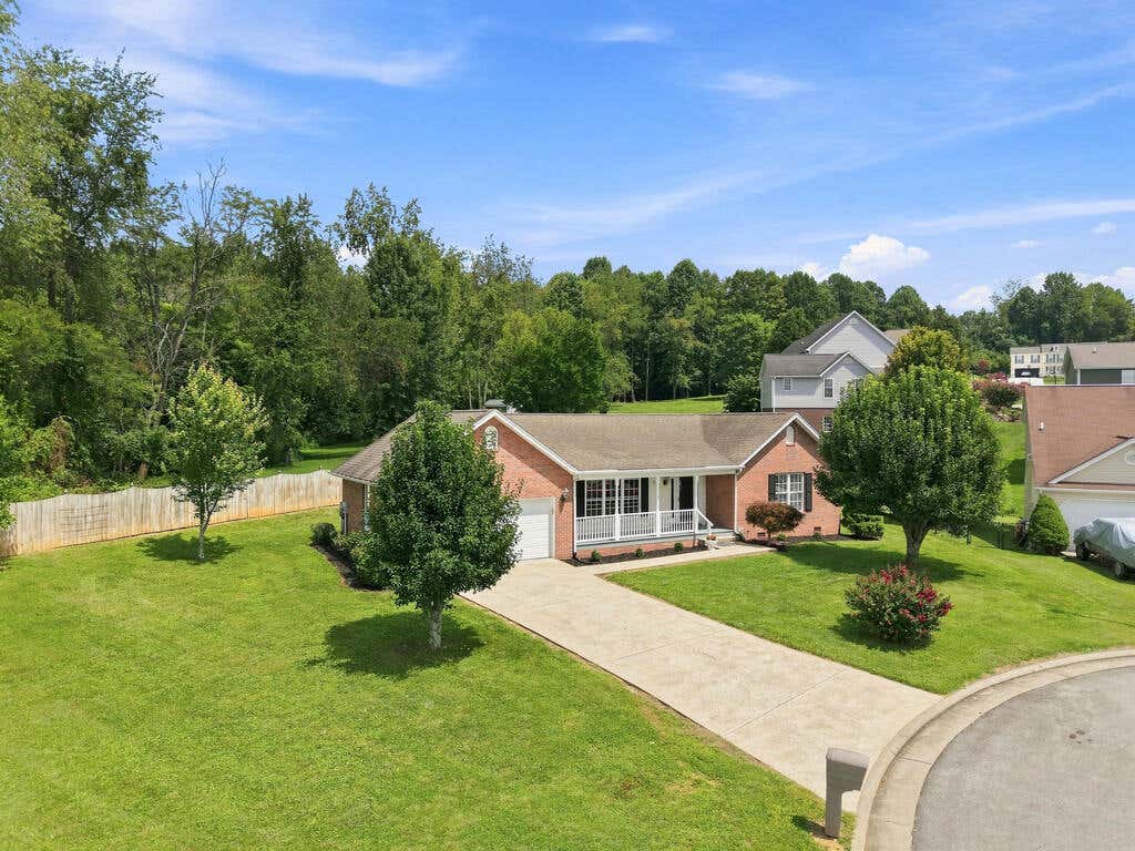 Photo of 320 Blevins Blvd, Bristol, VA 24202 (MLS # 111504)
