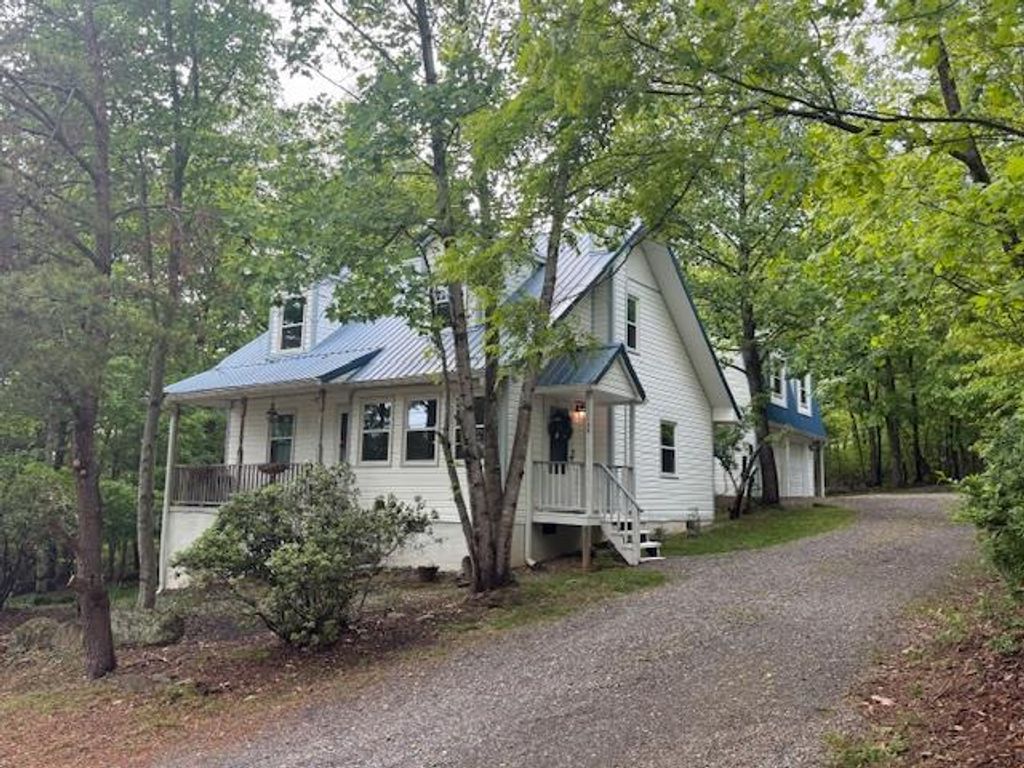 Photo of 155 Old Home Trail, Fancy Gap, VA 24328 (MLS # 110051)