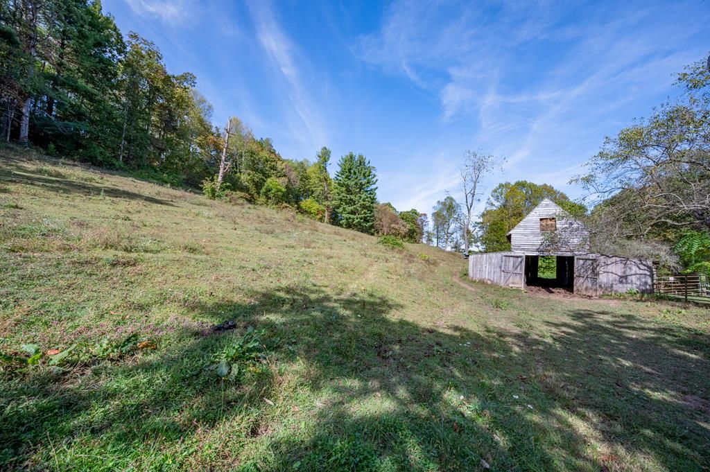 Photo of 749 Knight Rd #0, Rural Retreat, VA 24368 (MLS # 103674)
