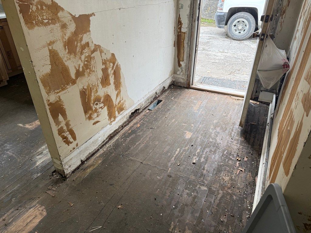 Photo of 1148 Russell Hill Street, Grundy, VA 24614 (MLS # 105996)