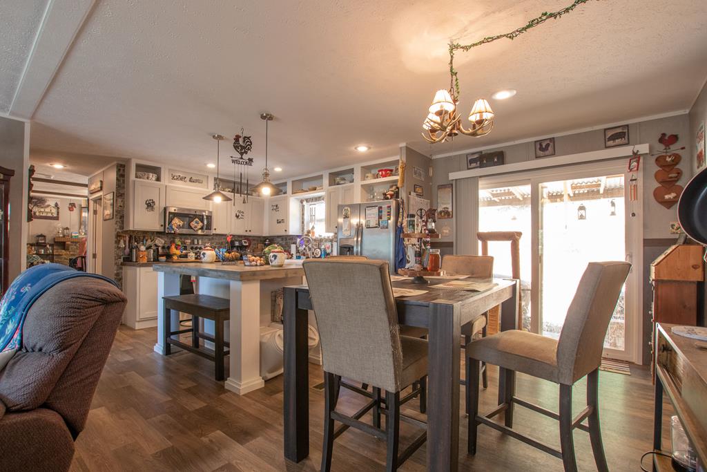 Abingdon, Virginia 24211, United States, 3 Bedrooms Bedrooms, ,2 BathroomsBathrooms,Residential,Active,167248