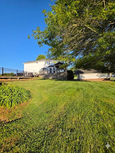 17289 Crabtree Court