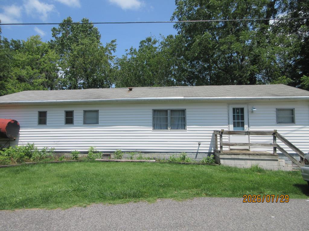 Photo of 215 Grayson AVE, Independence, VA 24348 (MLS # 111261)