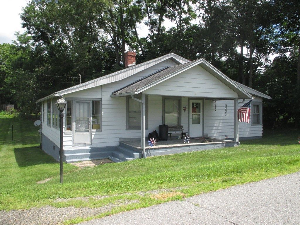 Photo of 111125 Library ST, Independence, VA 24348 (MLS # 111118)