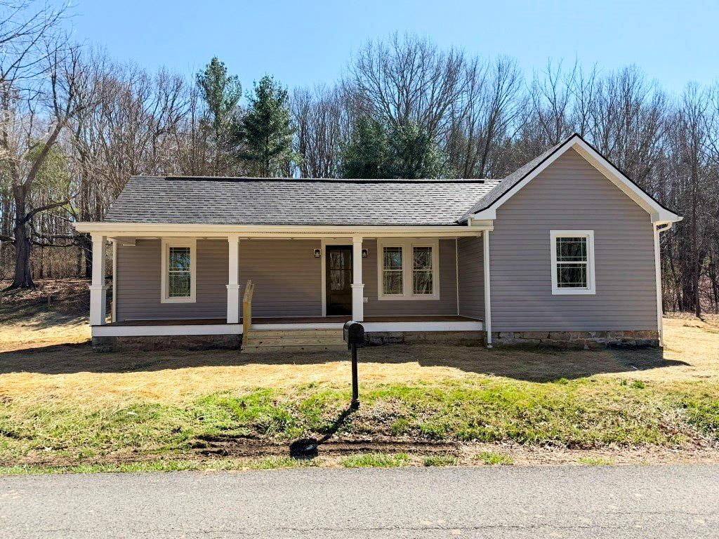 Photo of 803 Glade Road, Wytheville, VA 24382 (MLS # 109129)