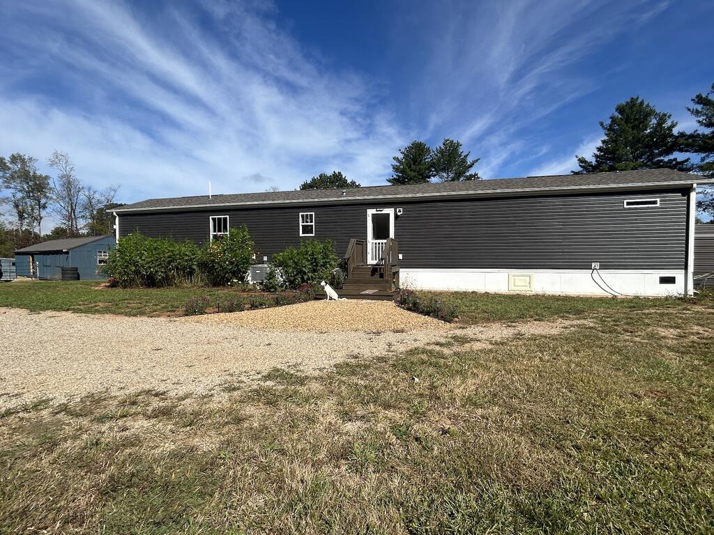 Photo of 9950 Ivanhoe Rd, Ivanhoe, VA 24350 (MLS # 112152)