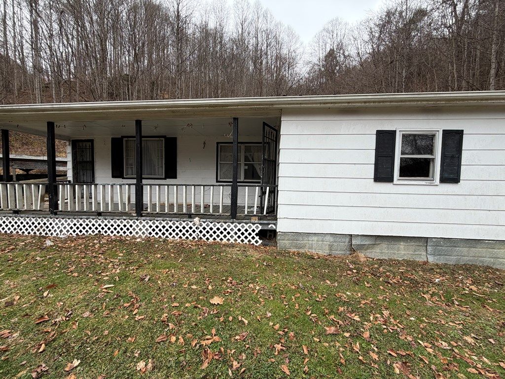 Photo of 1342 Quinn Branch Rd, Honaker, VA 24260 (MLS # 104459)