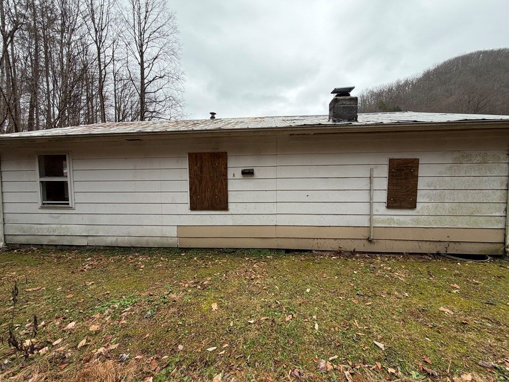 Photo of 1342 Quinn Branch Rd, Honaker, VA 24260 (MLS # 104459)