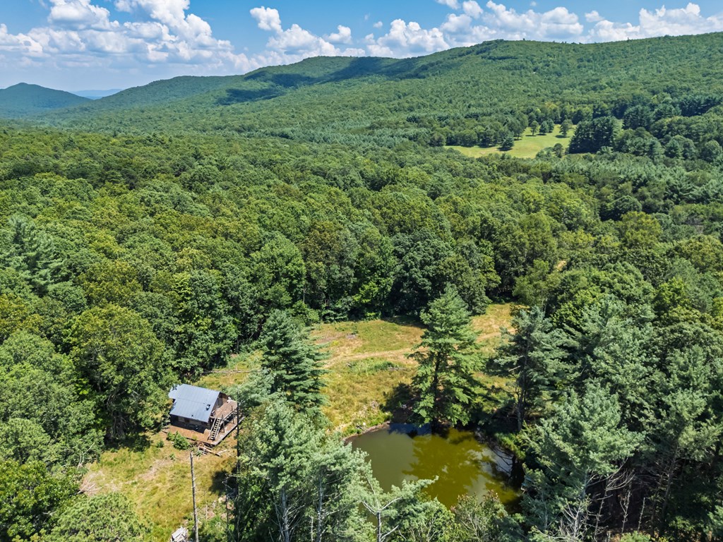 Wytheville, Virginia 24382, United States, 3 Bedrooms Bedrooms, ,4 BathroomsBathrooms,Residential,Active,182162