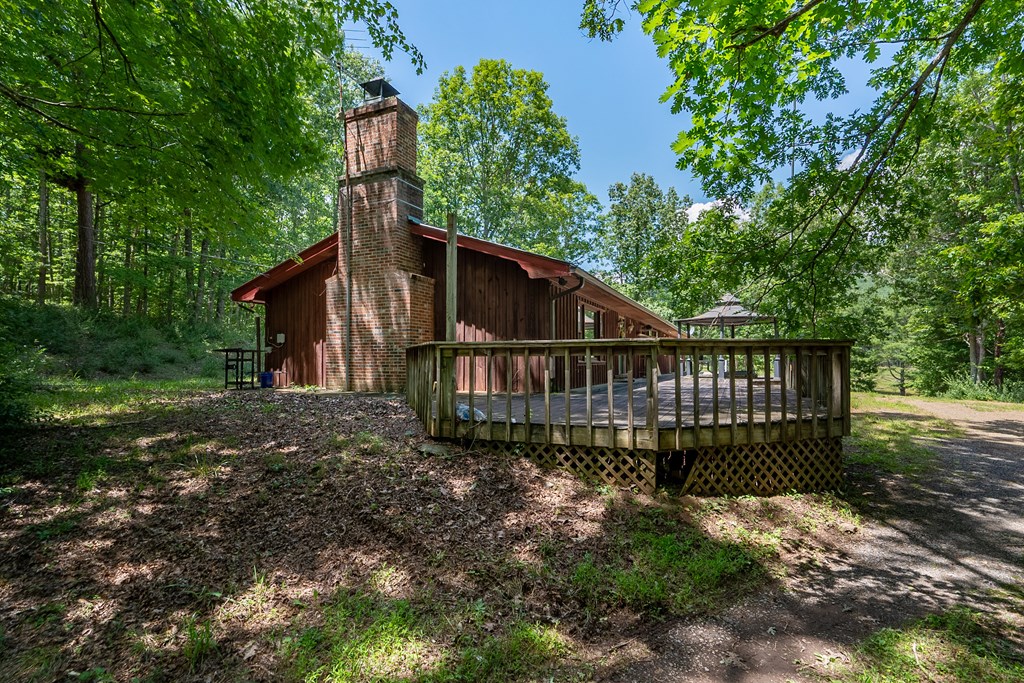 Wytheville, Virginia 24382, United States, 3 Bedrooms Bedrooms, ,4 BathroomsBathrooms,Residential,Active,182162