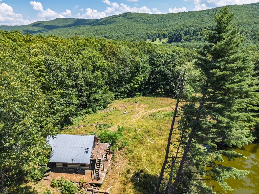 Wytheville, Virginia 24382, United States, 3 Bedrooms Bedrooms, ,4 BathroomsBathrooms,Residential,Active,182162