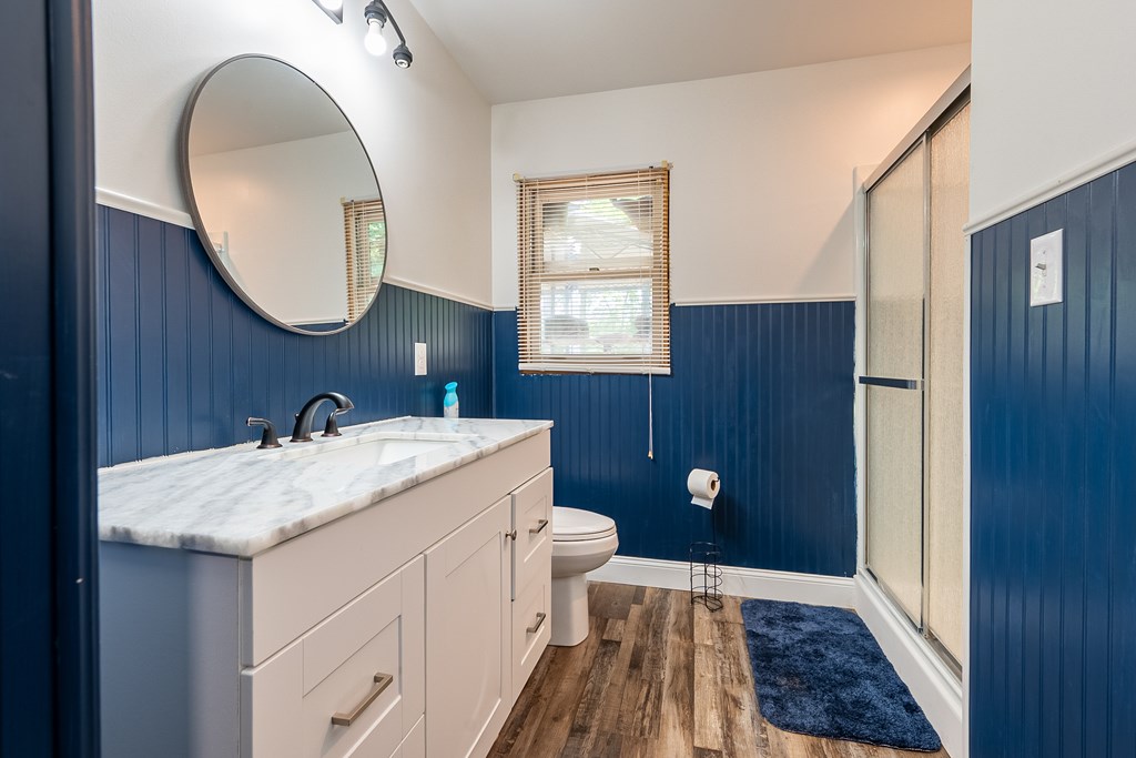 Wytheville, Virginia 24382, United States, 3 Bedrooms Bedrooms, ,4 BathroomsBathrooms,Residential,Active,182162