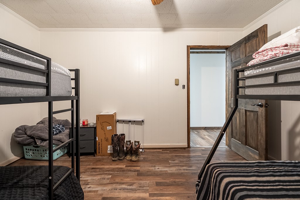 Wytheville, Virginia 24382, United States, 3 Bedrooms Bedrooms, ,4 BathroomsBathrooms,Residential,Active,182162