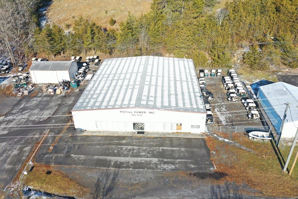 Photo of 2539 Steelesburg Highway, Cedar Bluff, VA 24609 (MLS # 104297)