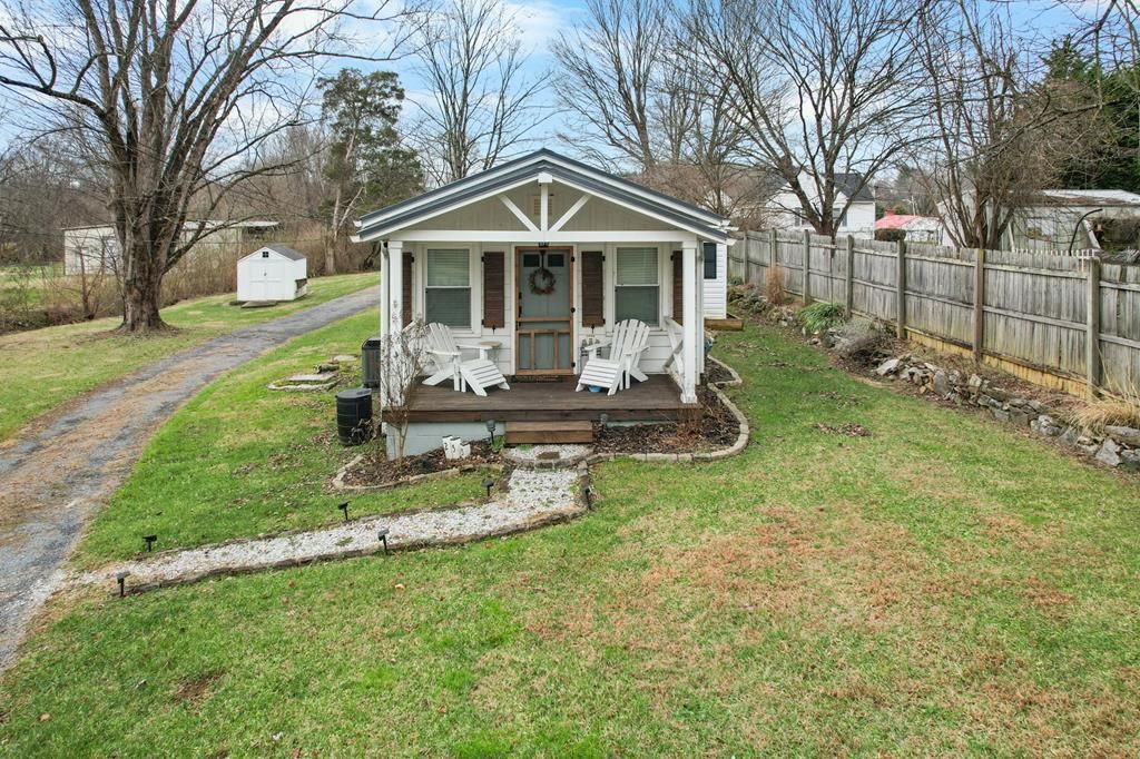 Photo of 255 SW Stone Mill Road, Abingdon, VA 24210 (MLS # 104473)