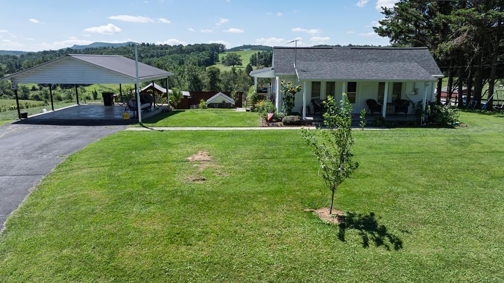 Photo of 7038 Pipers Gap Rd, Galax, VA 24333 (MLS # 103178)