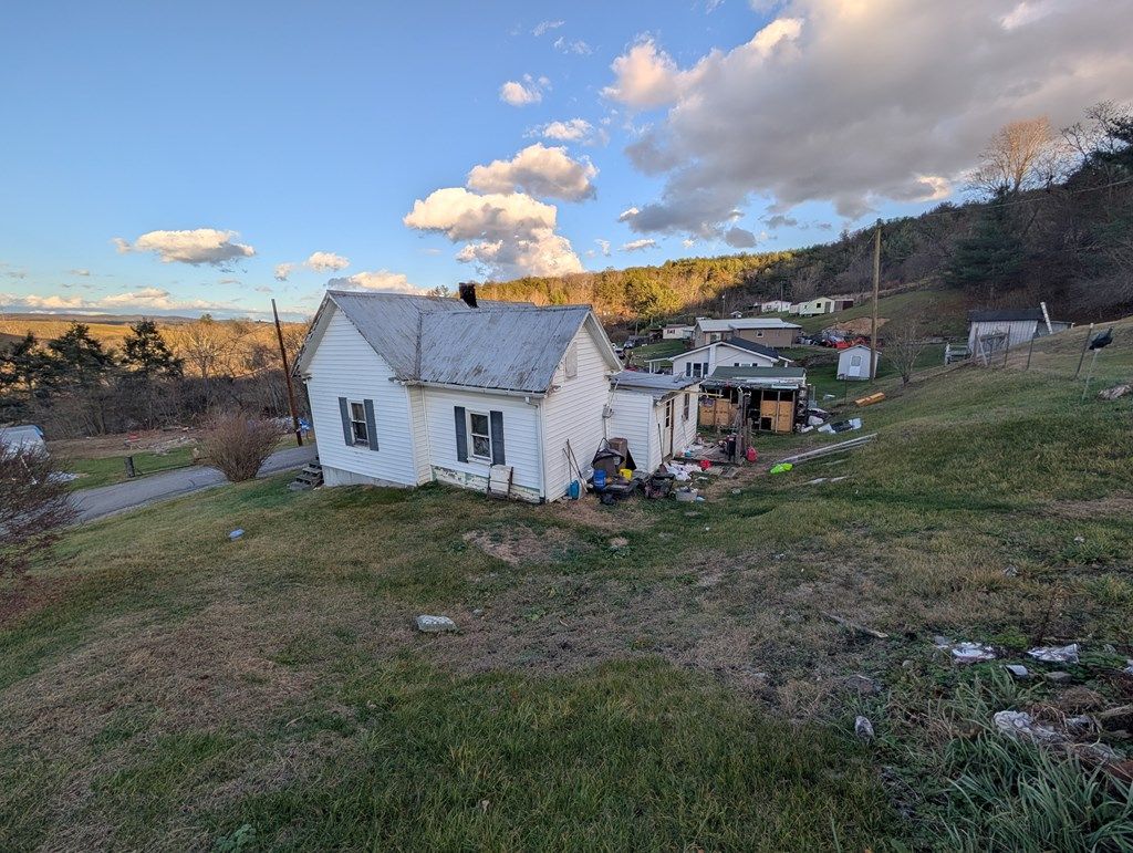 Photo of 1023 Ramsey Mountain Road, Max Meadows, VA 24368 (MLS # 104248)