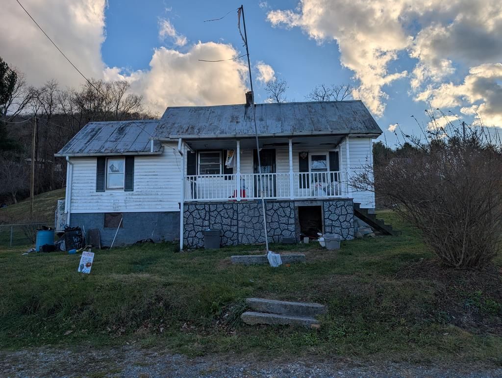 Photo of 1023 Ramsey Mountain Road, Max Meadows, VA 24368 (MLS # 104248)