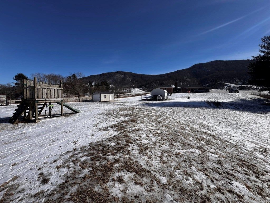 Photo of 2901 Witten Valley Rd, Tazewell, VA 24651 (MLS # 105935)