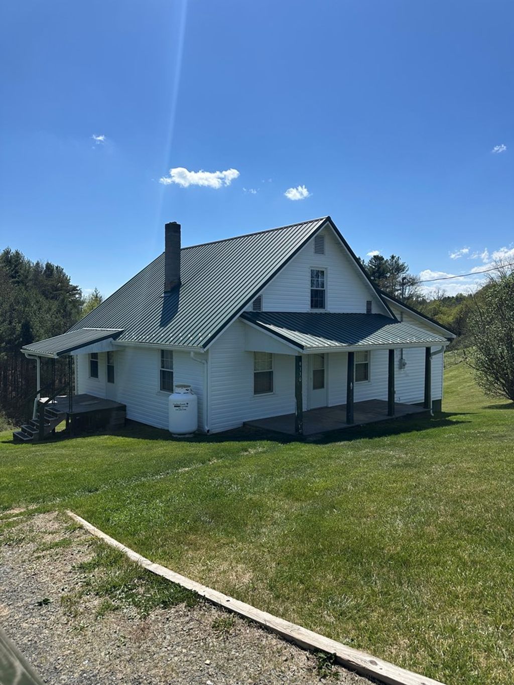 Photo of 9330 Carsonville Rd, Independence, VA 24348 (MLS # 109680)