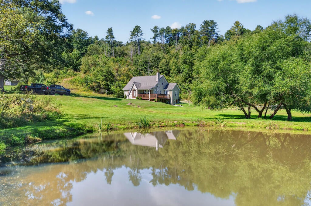Photo of 94 Stevens Creek Rd, Fries, VA 24330 (MLS # 112141)