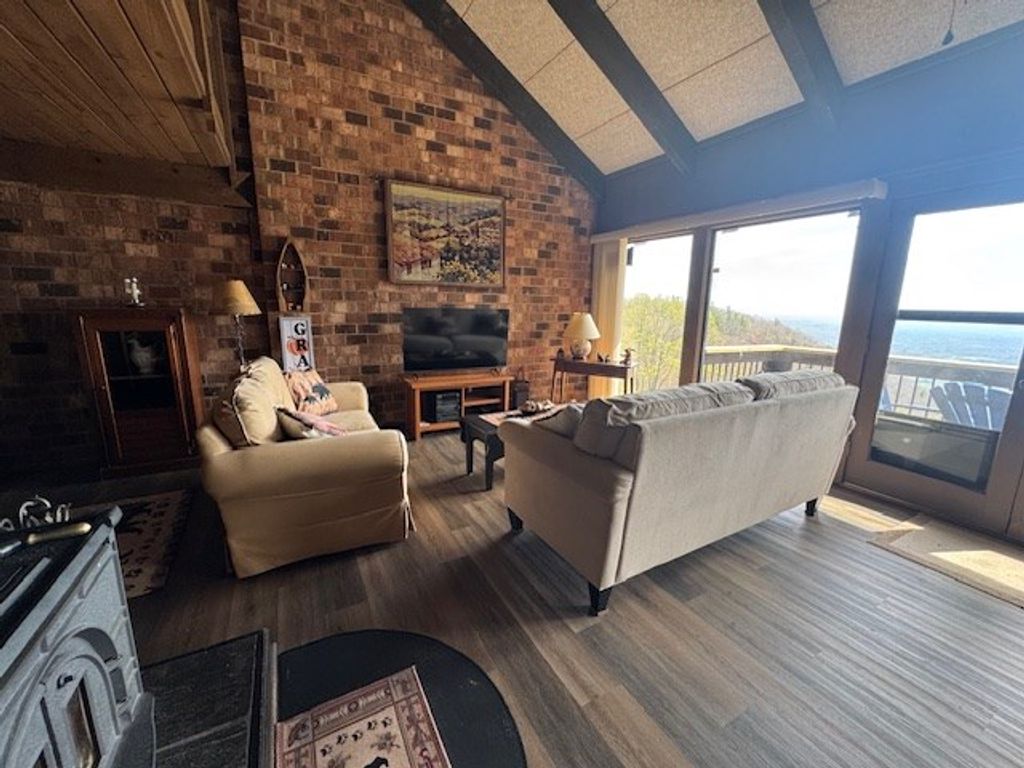 Photo of 197 Buck Hollar Rd, Hillsville, VA 24343 (MLS # 109581)