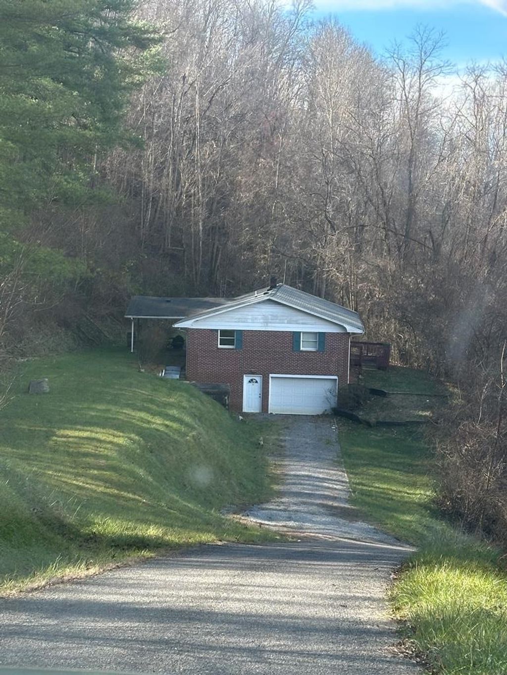 Photo of 300 Ridge Road, Richlands, VA 24641 (MLS # 104270)