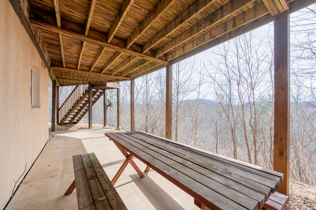 Dugspur, Virginia 24325, United States, 3 Bedrooms Bedrooms, ,2 BathroomsBathrooms,Residential,Active,89861