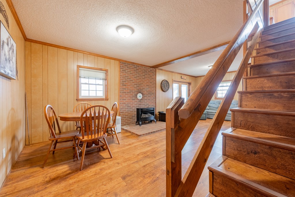 Dugspur, Virginia 24325, United States, 3 Bedrooms Bedrooms, ,2 BathroomsBathrooms,Residential,Active,89861