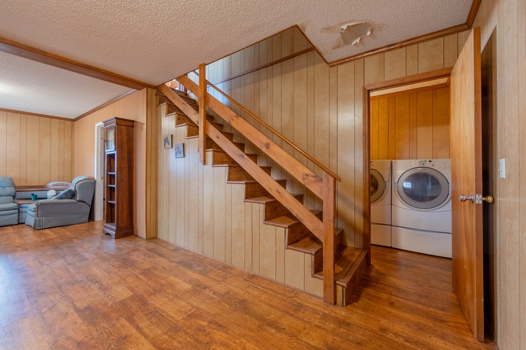 Dugspur, Virginia 24325, United States, 3 Bedrooms Bedrooms, ,2 BathroomsBathrooms,Residential,Active,89861