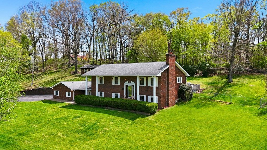 Photo of 64 Dye Drive, Lebanon, VA 24266 (MLS # 109683)