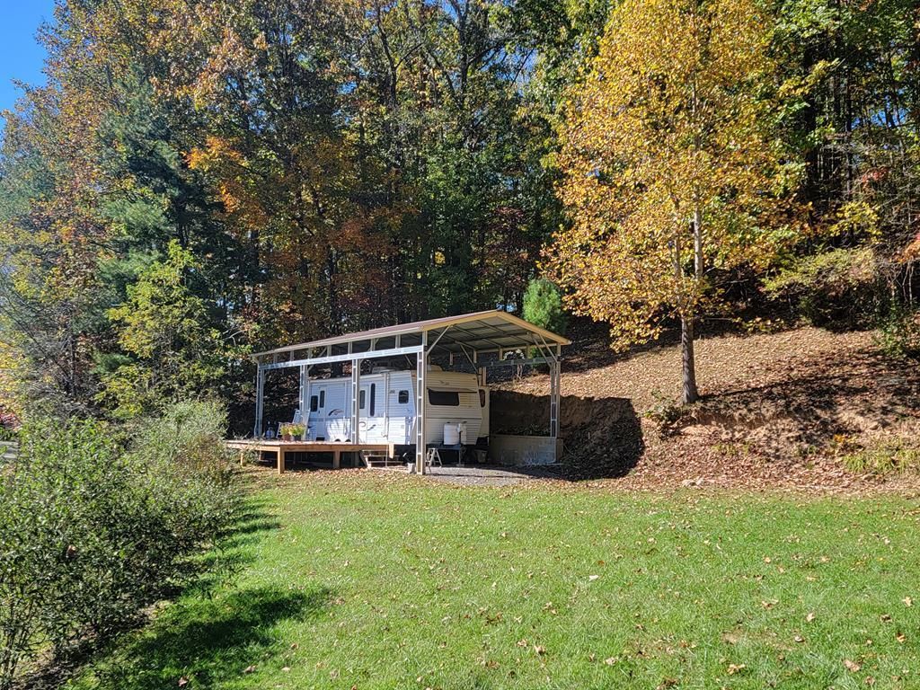 Photo of 336 Arrowhead Drive #N/A, Fries, VA 24330 (MLS # 103612)