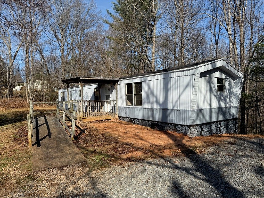 Photo of 303 Flatridge Rd, Cana, VA 24317 (MLS # 104331)