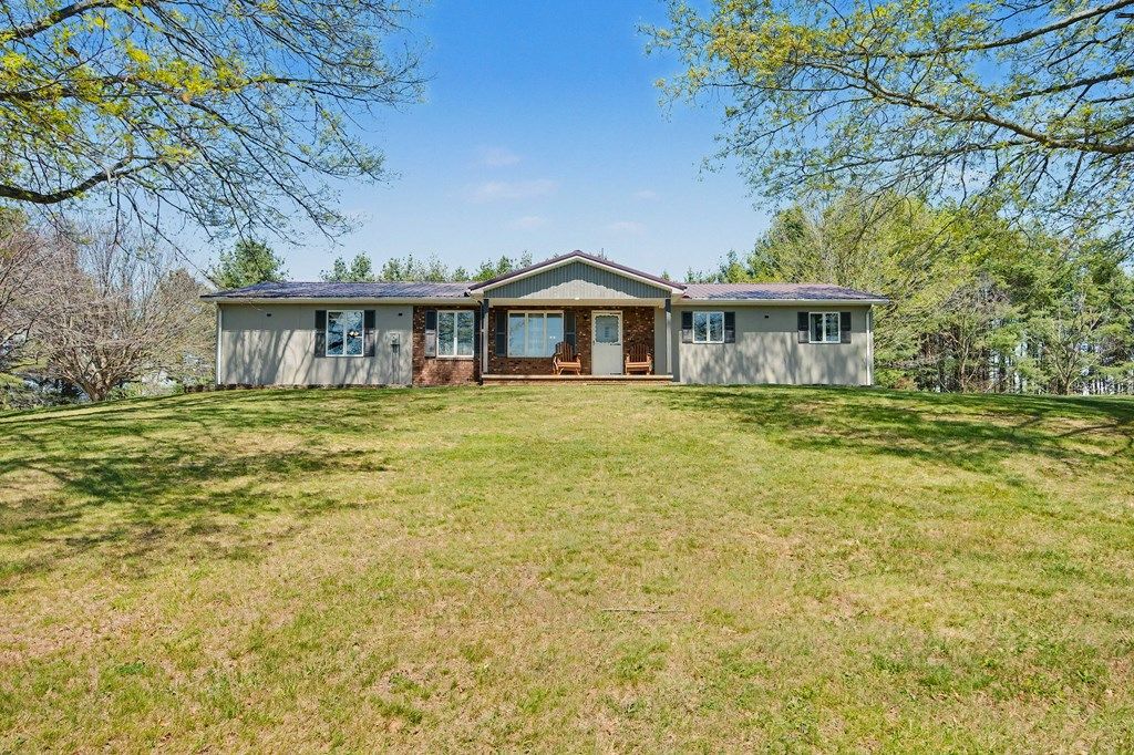 Photo of 218 Grand Oaks Lane, Independence, VA 24348 (MLS # 109675)