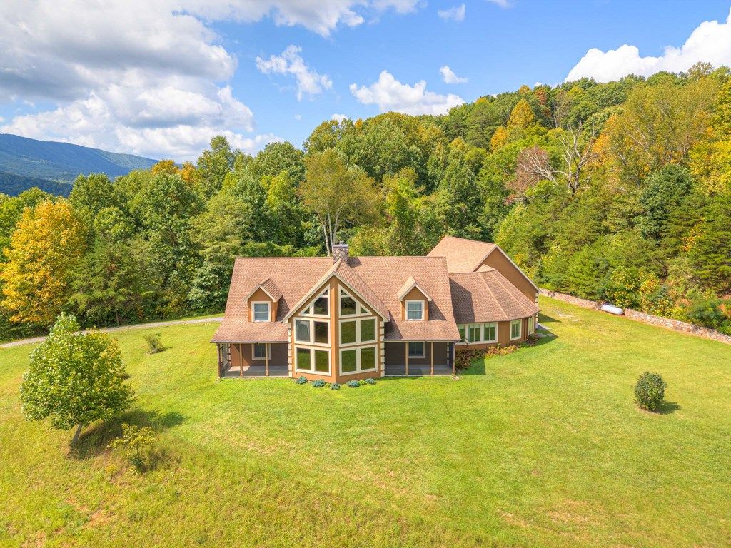 Photo of 1782 Wolf Creek Rd, Narrows, VA 24124 (MLS # 109710)