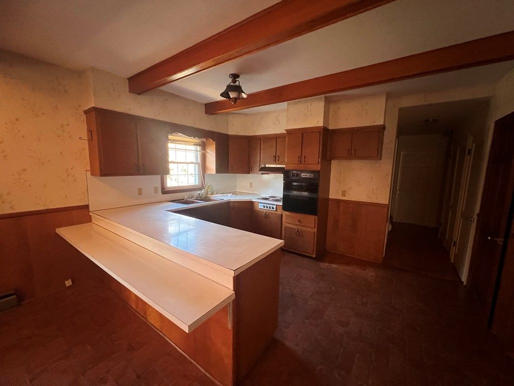 Photo of 405 Long St, Galax, VA 24333 (MLS # 105864)