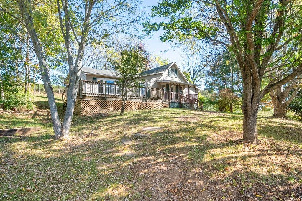 Photo of 523 Melrose Lane, Independence, VA 24348 (MLS # 103769)