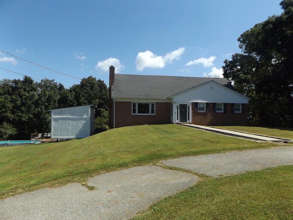 Photo of 158 Old Coon Ridge Parkway, Hillsville, VA 24343 (MLS # 111938)